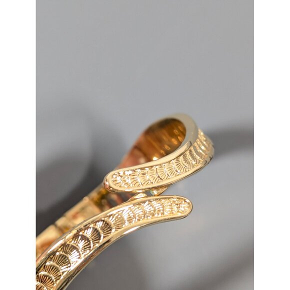 Vintage Monet Gold Tone Asymmetric Bypass Hinge Bangle Bracelet 6" - Picture 5 of 9